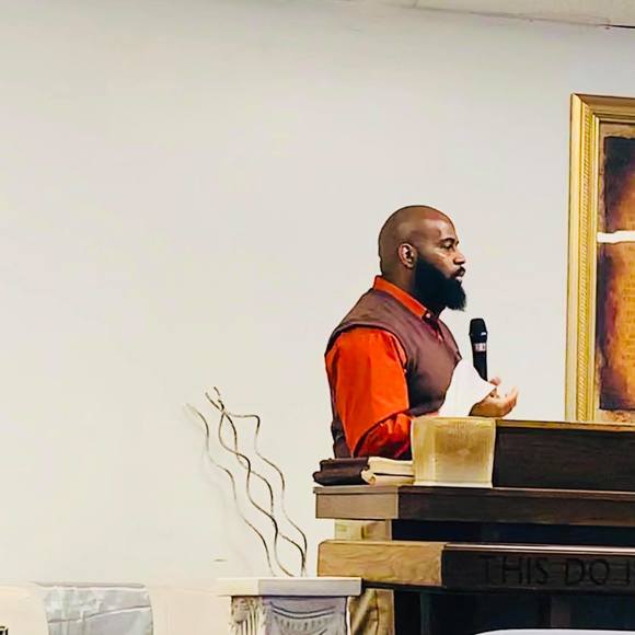 Meet your Posher, Reginald - Picture 1 of 1